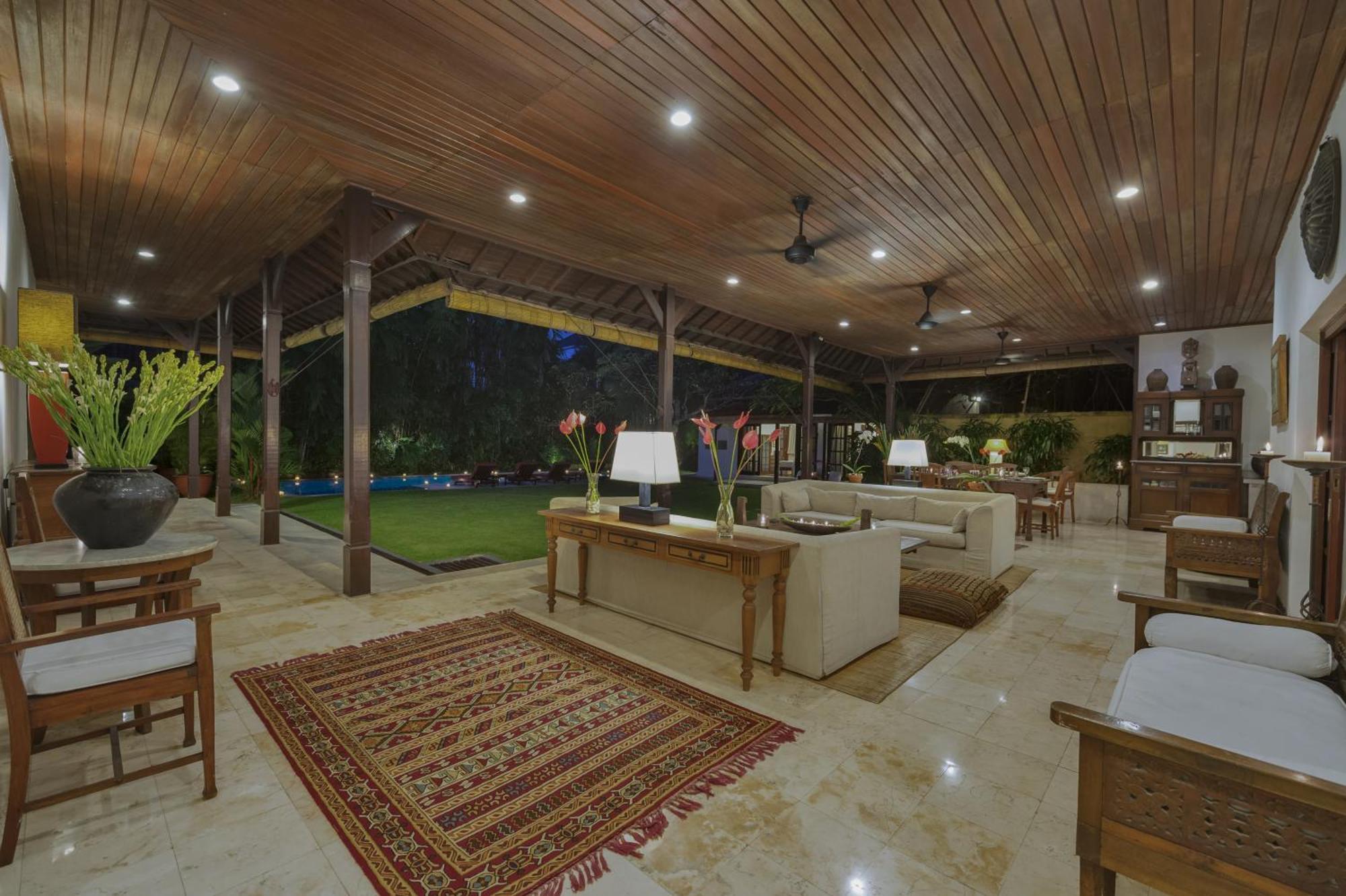 סמיניאק Villa Eight חדר תמונה